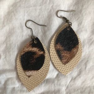 FREE WITH PURCHASE :) Leopard two-tone earrings